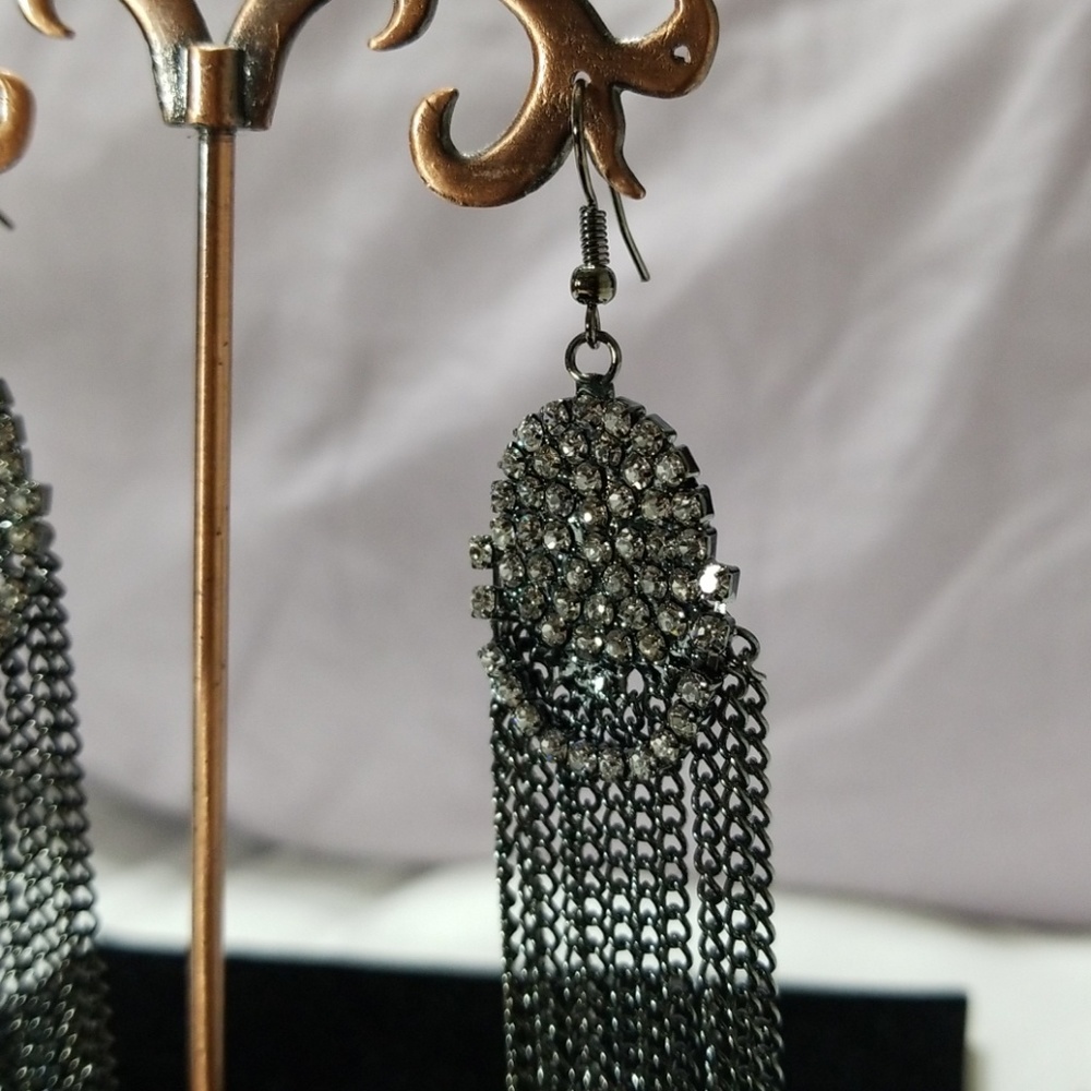Chain earrings - Picture 3 of 5